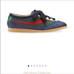 Gucci shoes